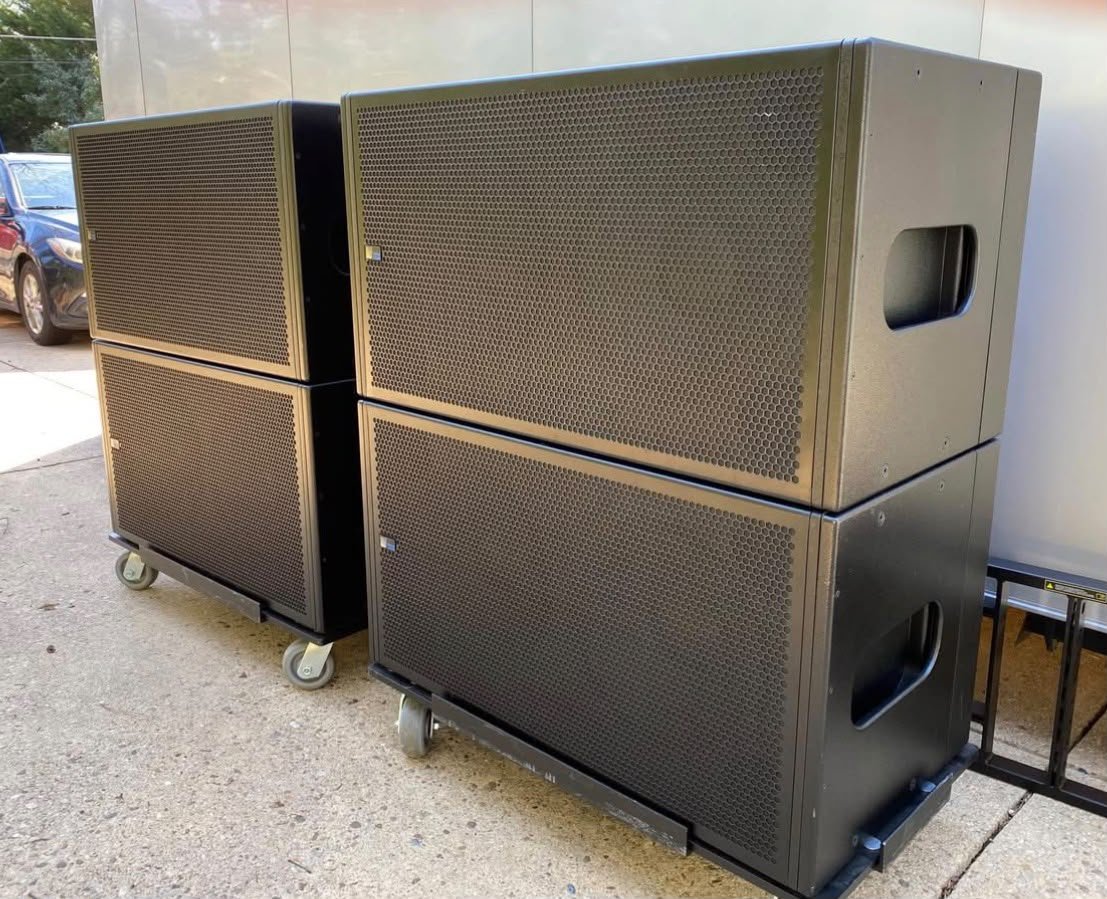 Meyer Sound 600-HP Powered Dual 15-Inch Subwoofer
