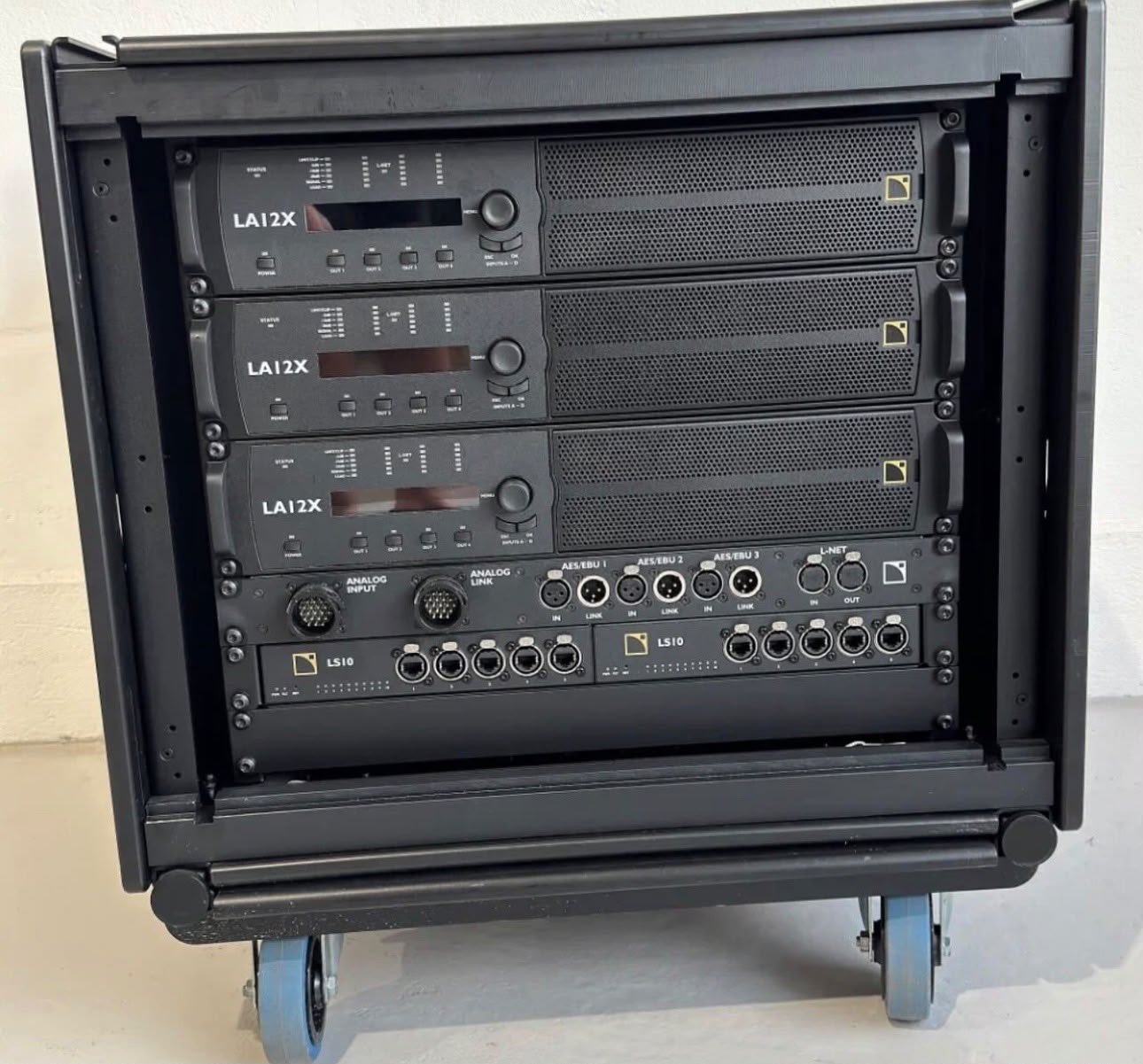 L-Acoustics LA12X amplified controller