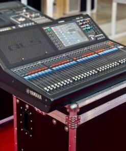 Yamaha QL5 digital mixing console for professional live sound